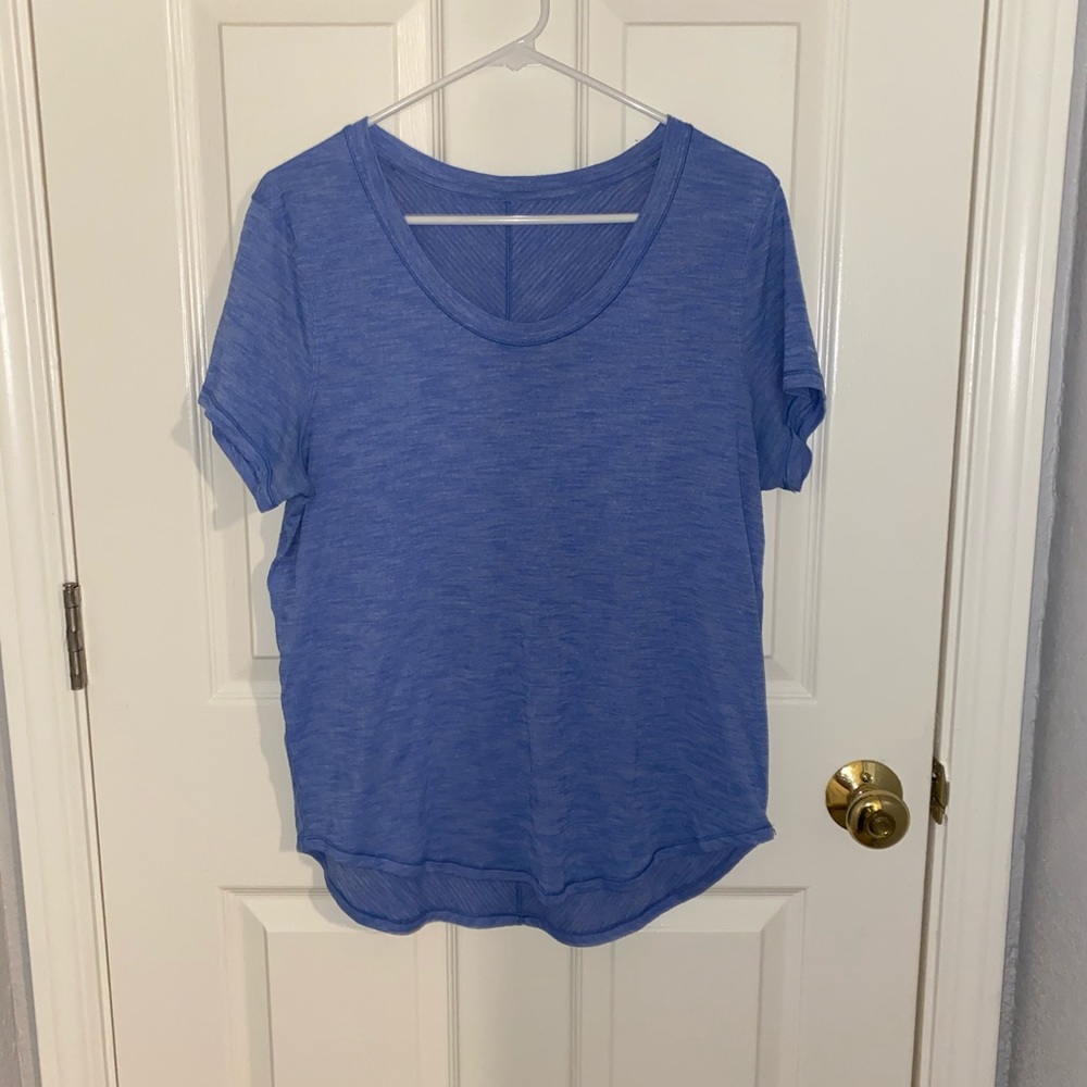Lululemon T-shirt